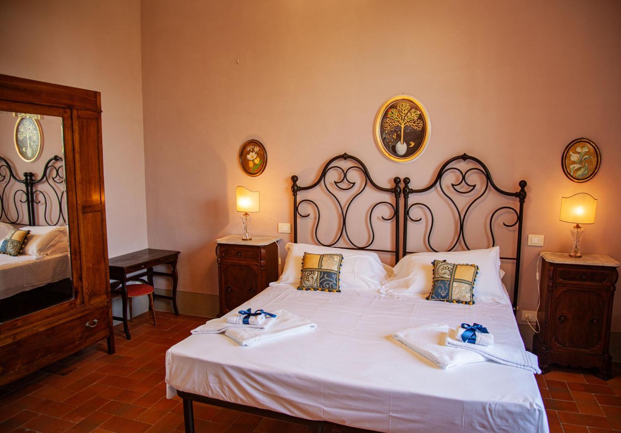 Agriturismo Villa Ulivello In Chianti Страда Экстерьер фото