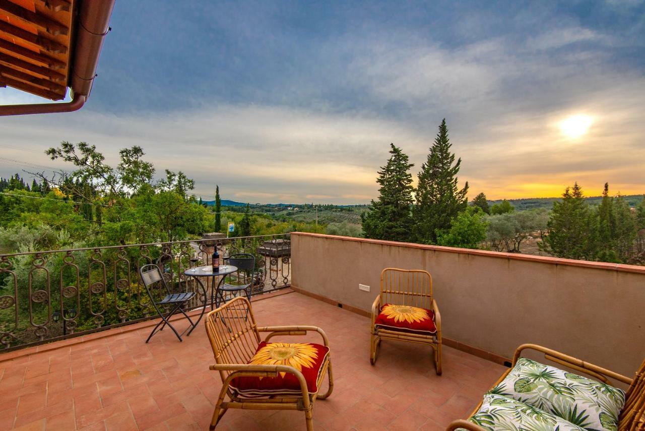 Agriturismo Villa Ulivello In Chianti Страда Экстерьер фото